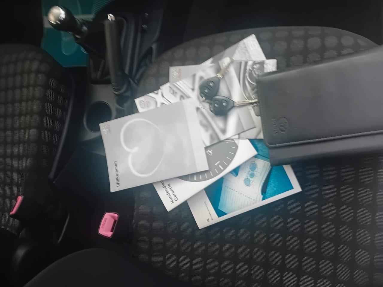 Toyota iQ 1.0 Sol