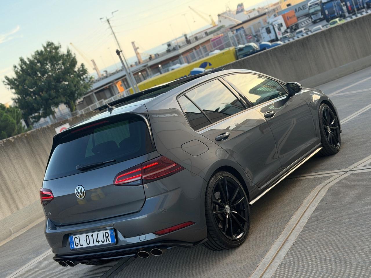 Volkswagen Golf R 2.0 TSI 300CV 4MOTION 2020 - PERMUTABILE