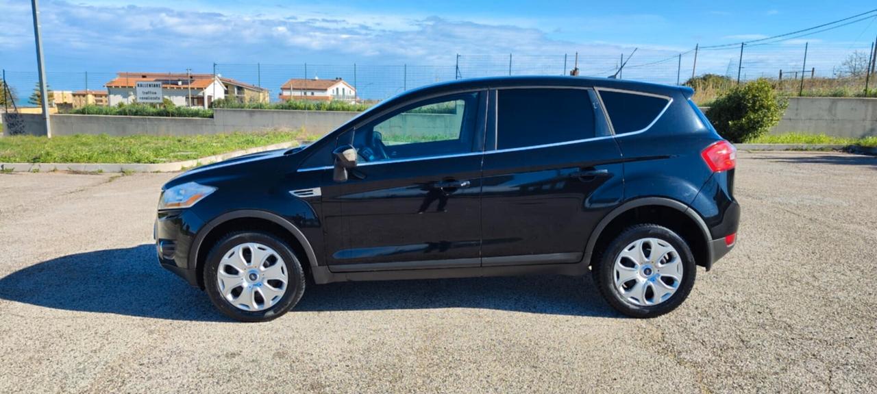 Ford Kuga Kuga+ 2.0 TDCi 140 CV 2WD DPF