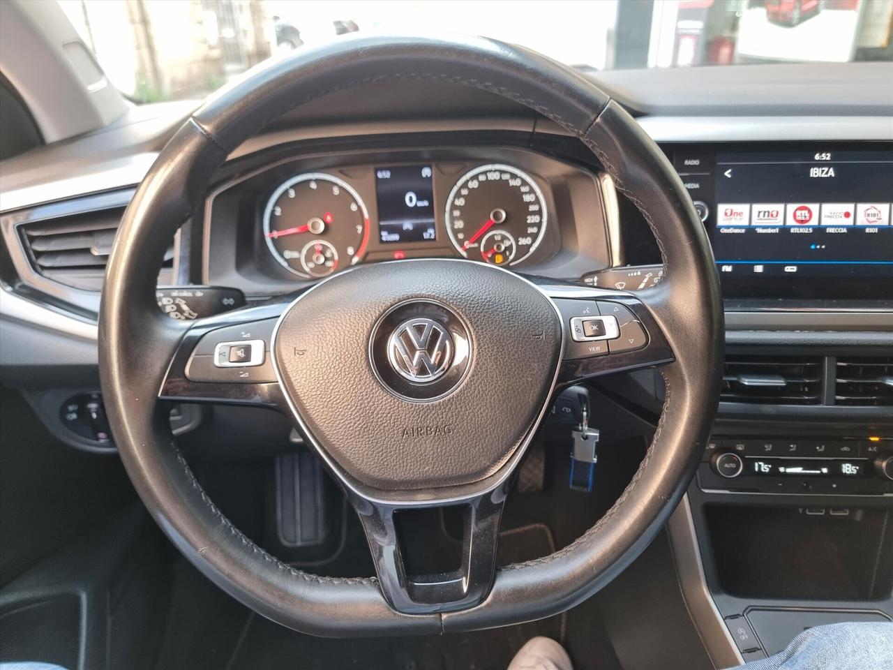 Volkswagen Polo 1.0 TGI 5p. R-LINE 80 CV NEO PATENTATI Sport BlueMotion Technology