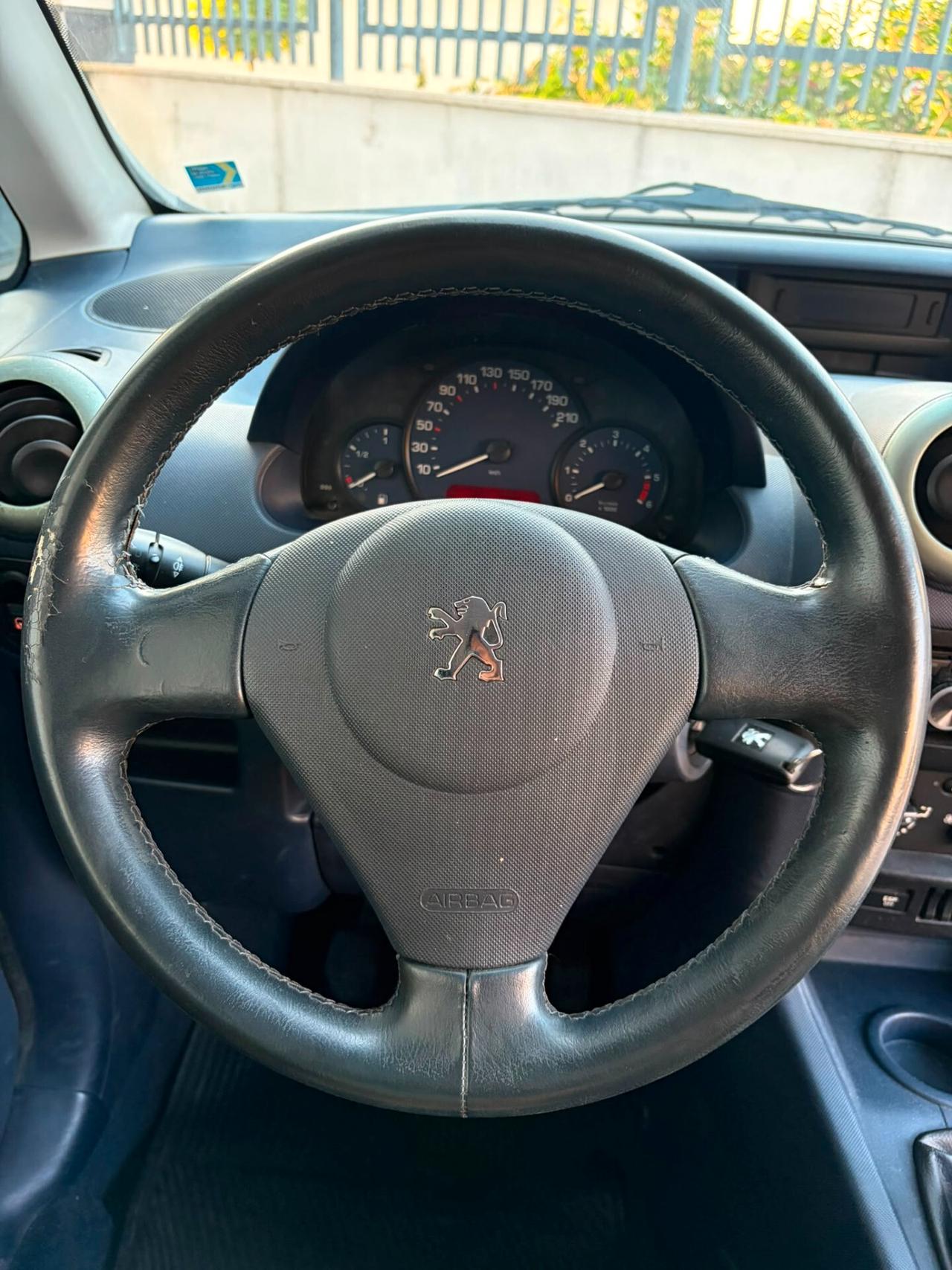 Peugeot 1007 1.4 HDi Sporty