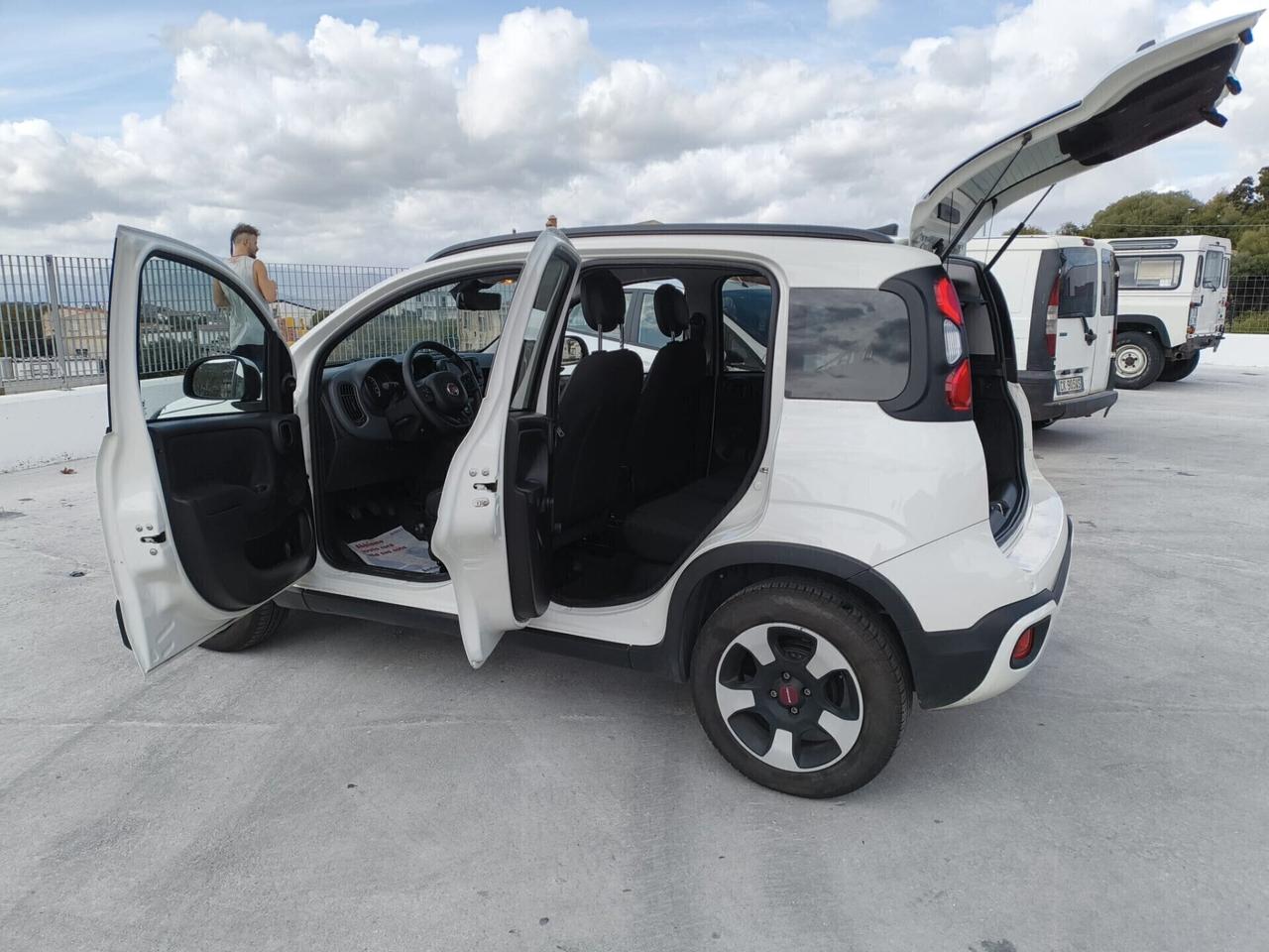 Fiat Panda Cross 1.0 FireFly S&S Hybrid ANNO 2023