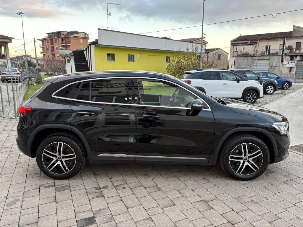 Mercedes-benz GLA 200d 4Matic Premium Automatic