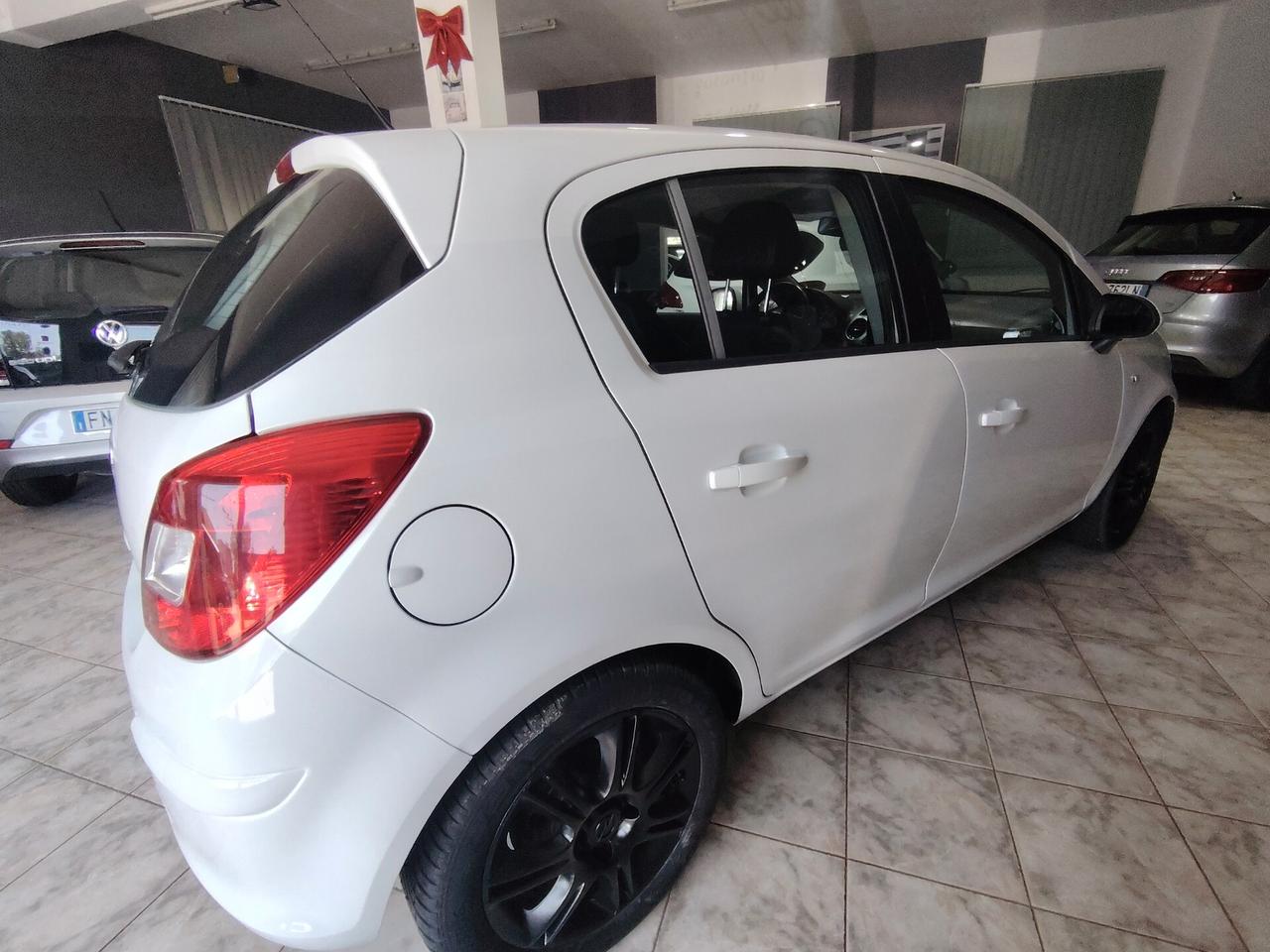 Opel Corsa 1.2 85CV 5 porte GPL-TECH Edition