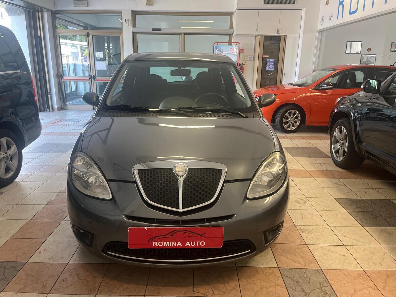 Lancia Ypsilon 1.2 Passion