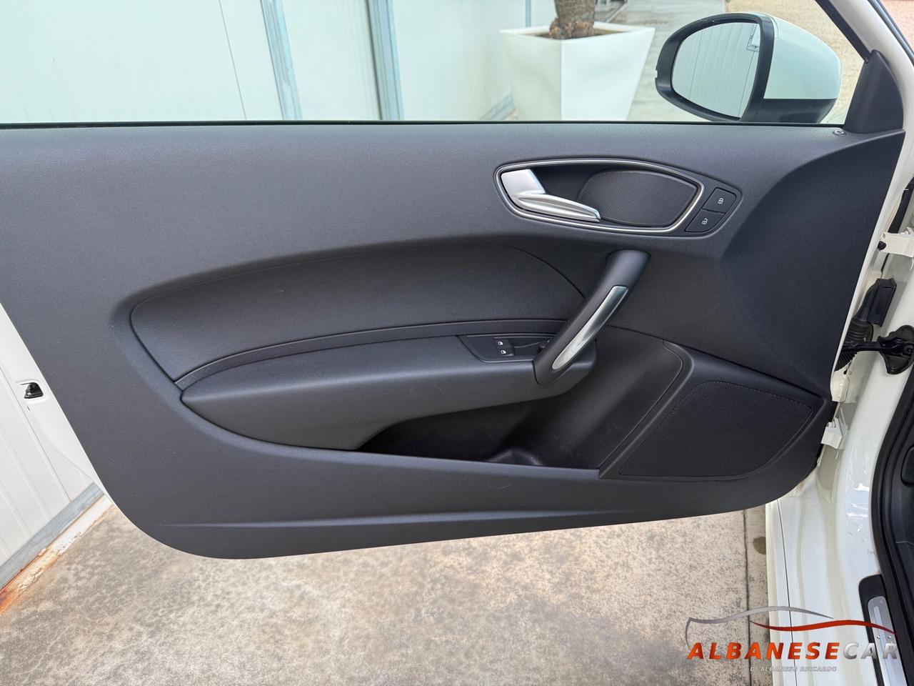 Audi A1 1.6 TDI 105 CV S-Line