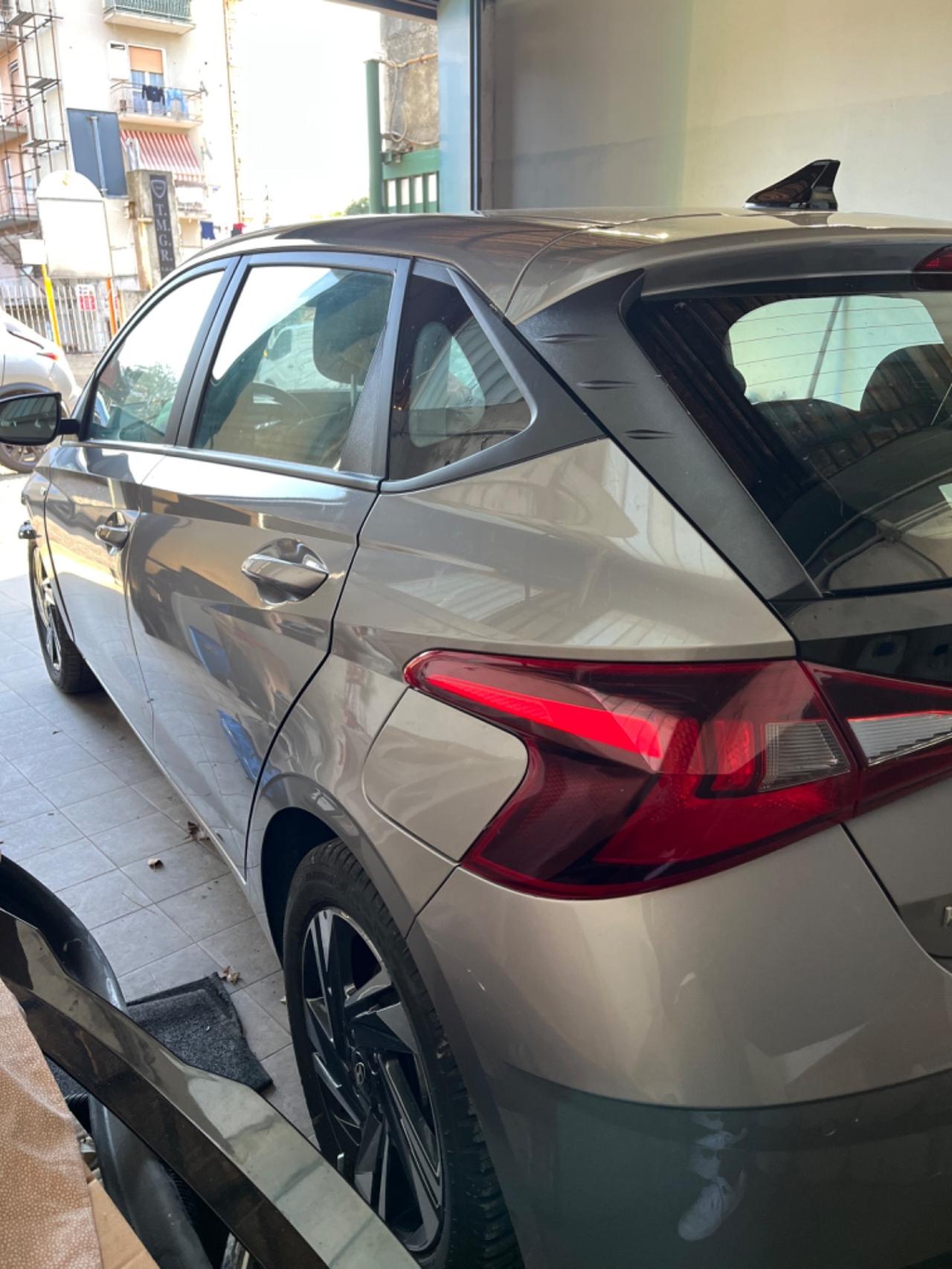 Hyundai i20 1.0 T-GDI 48V iMT ConnectLine