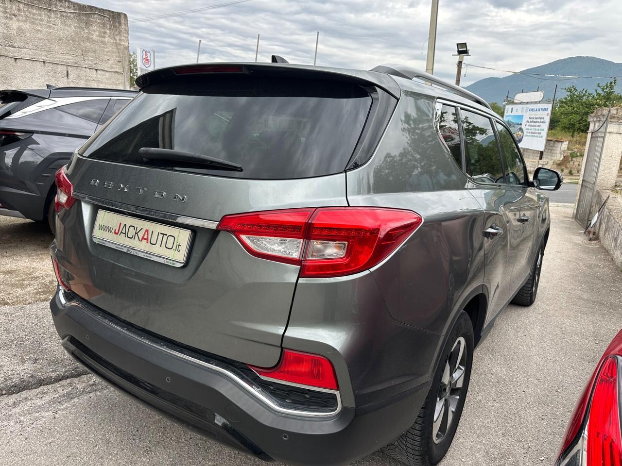 Ssangyong REXTON 2.2 4WD Dream aut.