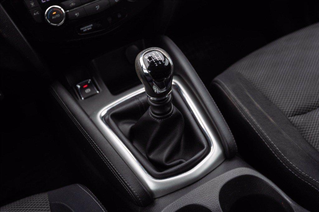 NISSAN Qashqai 1.5 dci Acenta 110cv del 2015