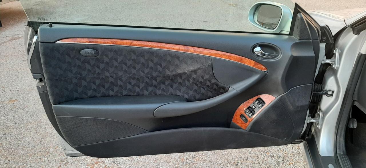 Mercedes-benz CLK 270 CDI cat Elegance