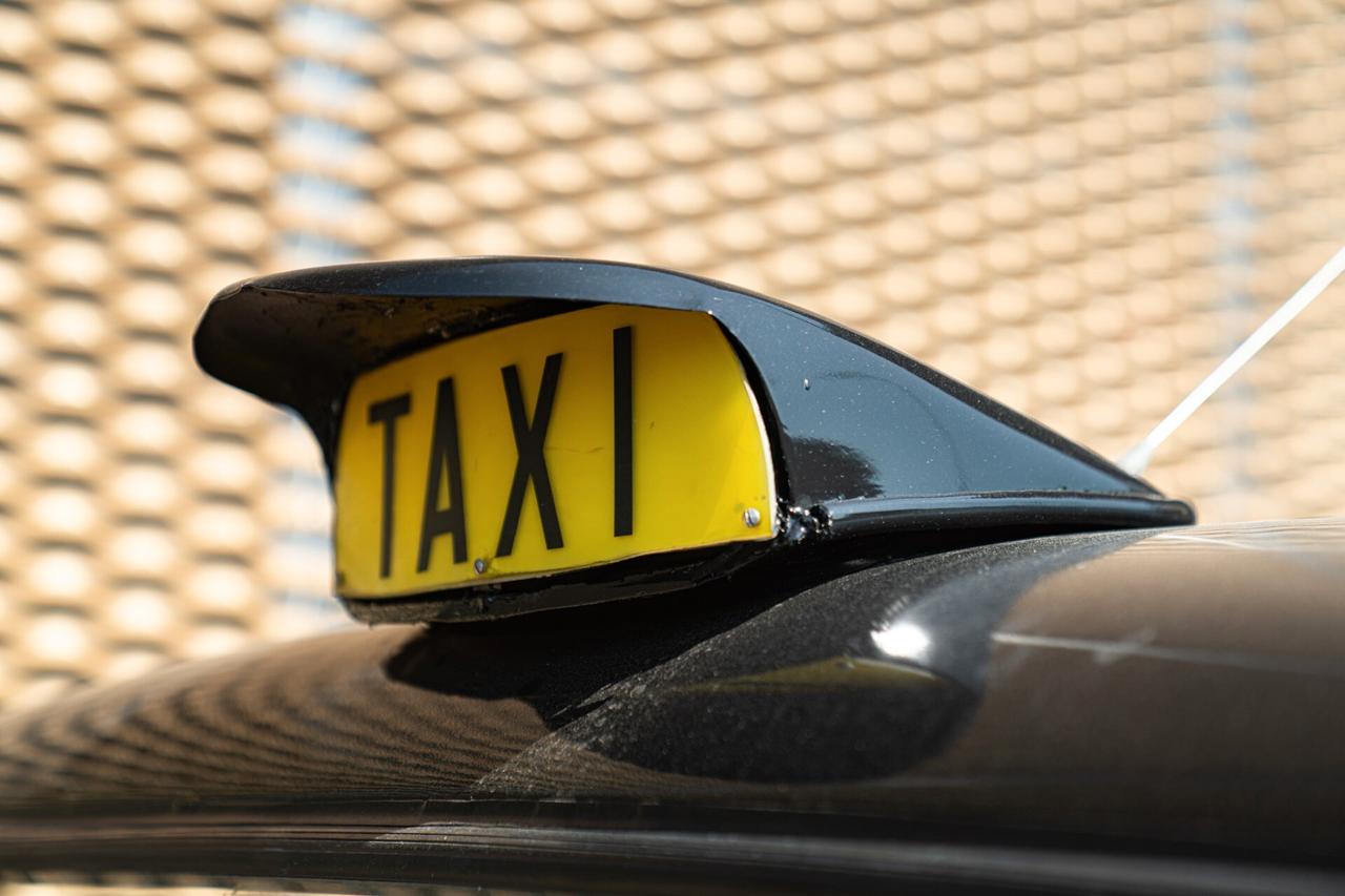 Austin FX4 "LONDON TAXI" - AUS00014