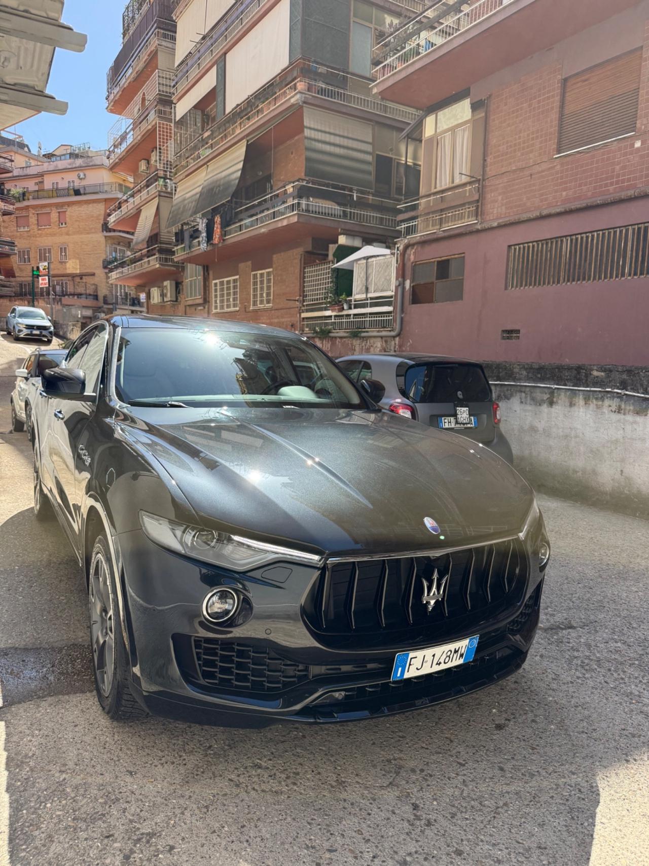 Maserati Levante V6 Diesel 275 CV AWD Gransport