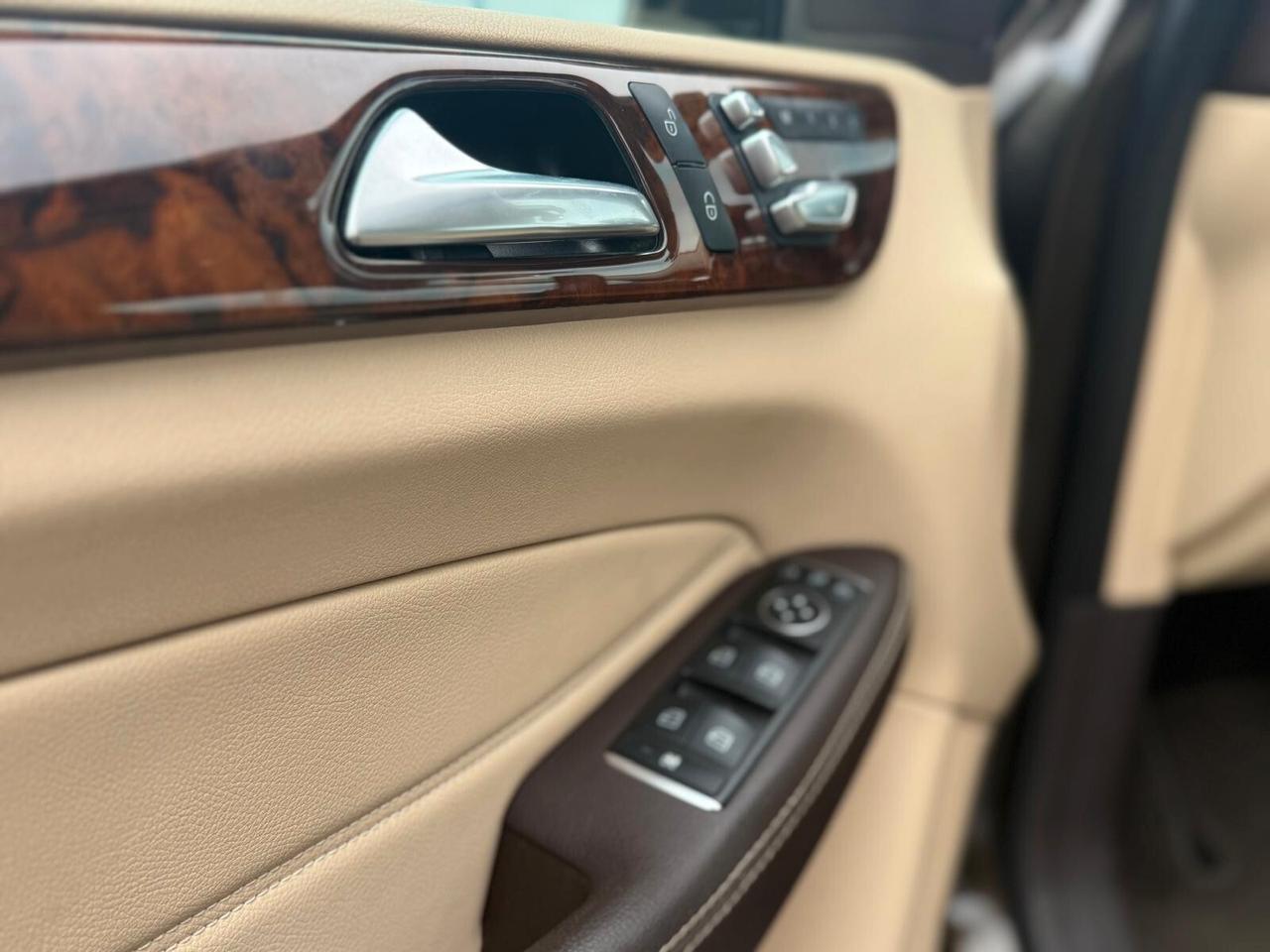 MERCEDES-BENZ GLE 250 D 4MATIC PREMIUM PLUS