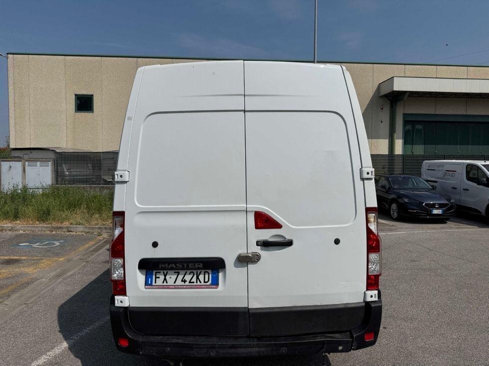 Renault Master T35 2.3 dCi 130cv – 2019 –L3H2