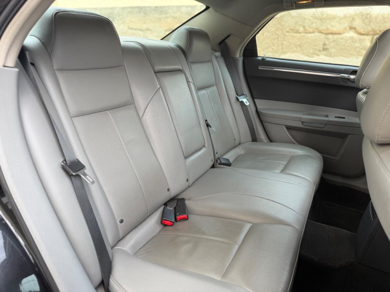 Chrysler 300C 3.5 V6 benzina/gpl 249cv tetto apribile