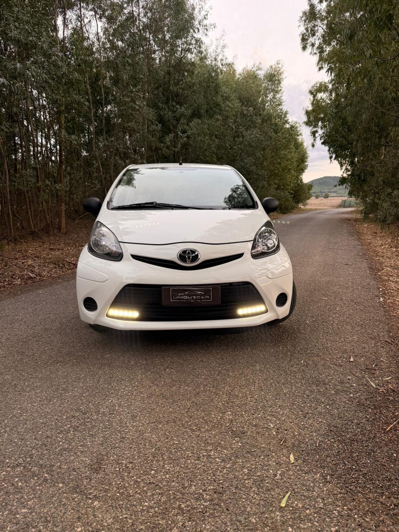 Toyota Aygo 1.0 12V VVT-i 5 porte Active Connect