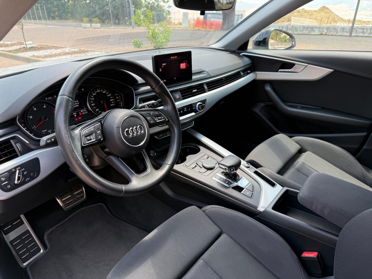Audi A4 Avant 2.0 TDI 150 CV S tronic Business Sport