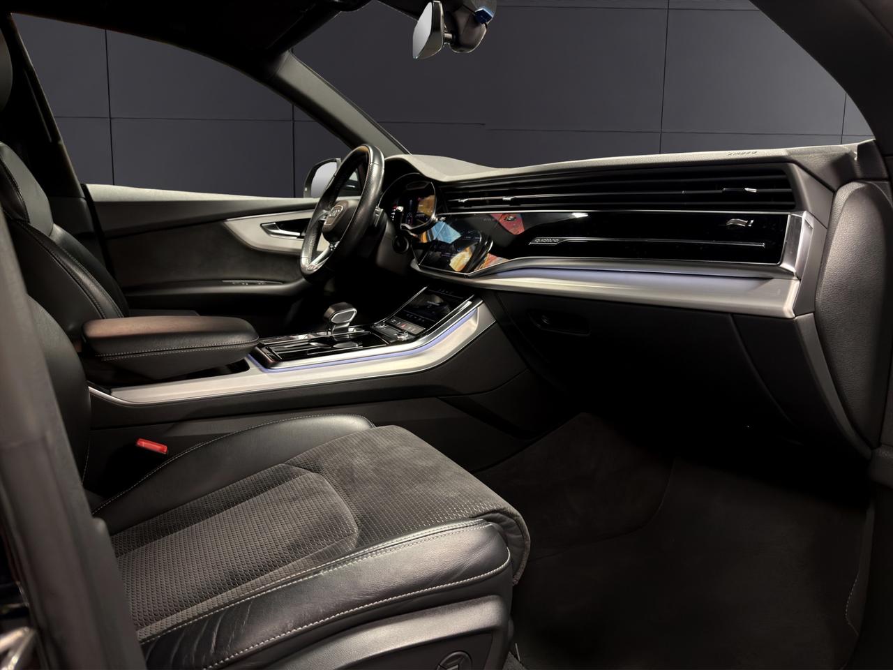 Audi Q8 50 3.0 tdi mhev Sport quattro S-line TETTO