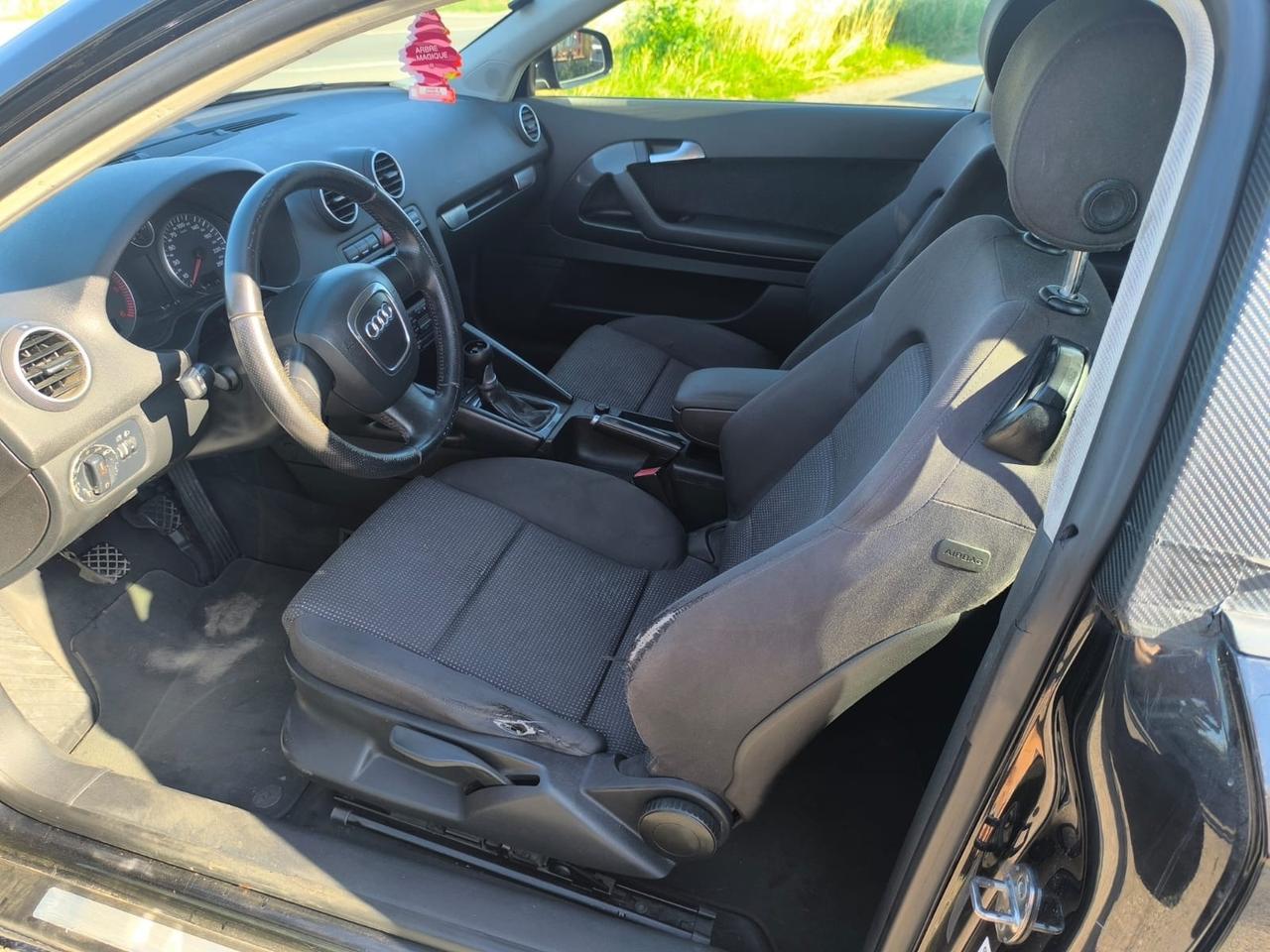 Audi A3 2.0 16V TDI Attraction