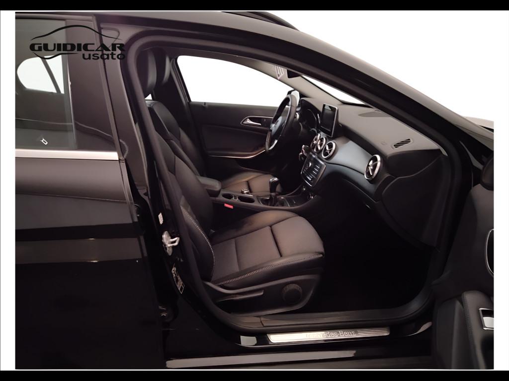 Mercedes-Benz GLA-X156 2017 - GLA 180 d Sport