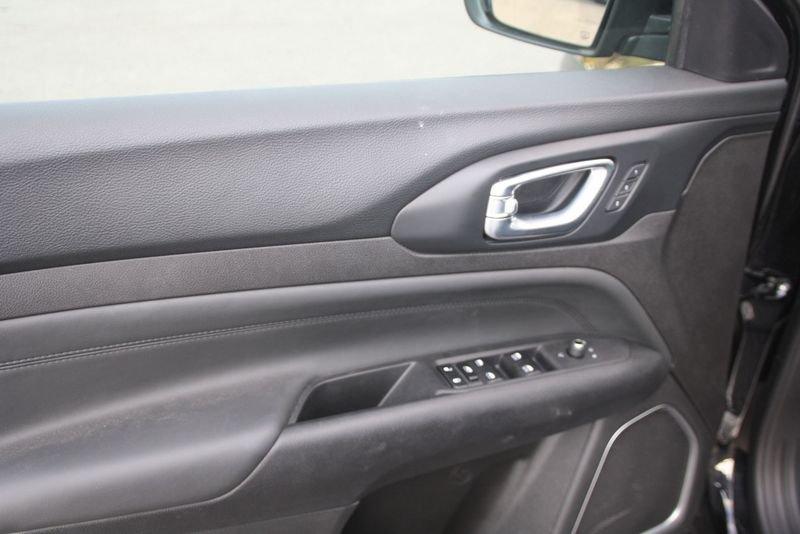 Jeep Compass e-Hybrid 1.5 Turbo MHEV T4 96kW Summit DDCT