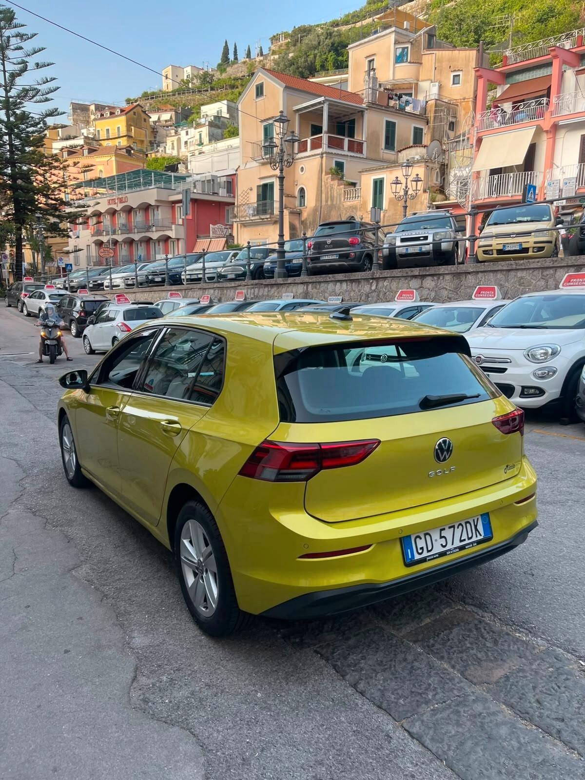 Volkswagen Golf 2.0 TDI 115 CV SCR Life iva esposta