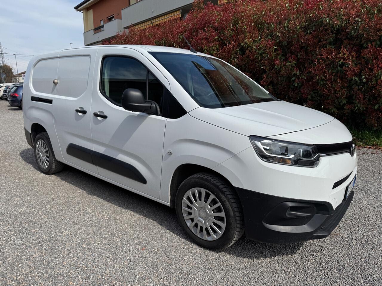 Citroen Berlingo BlueHDi 130 Van XL Club