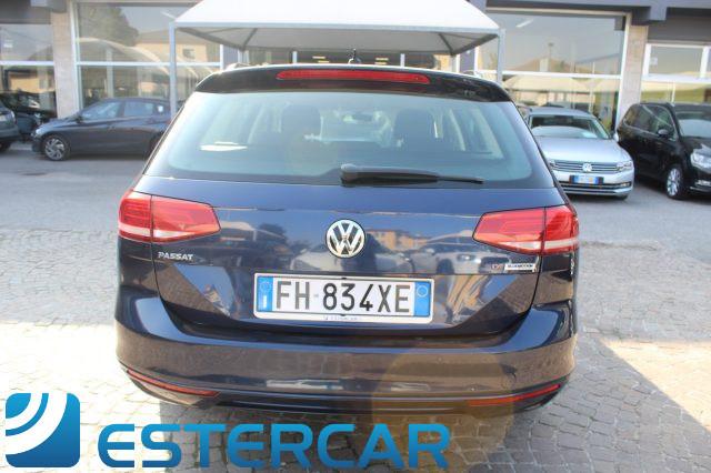 VOLKSWAGEN Passat Variant 1.6 TDI DSG Comfortline