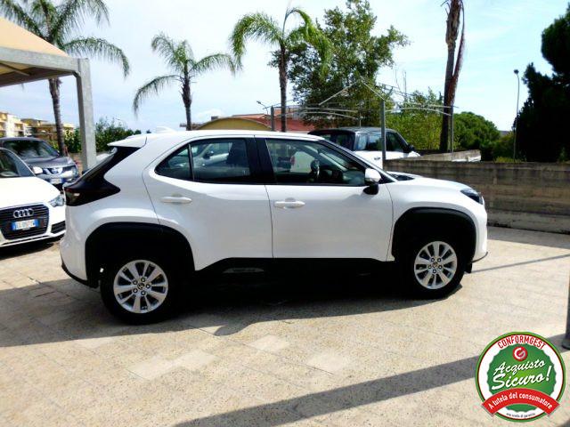 TOYOTA Yaris Cross 1.5 Hybrid 5p. E-CVT Active