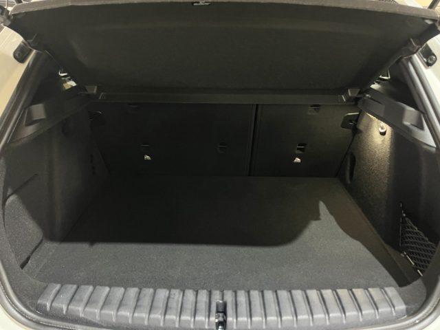 BMW 120 48V MSport "18 M Sport /LED/PARK/TELECAM/CAR PLAY