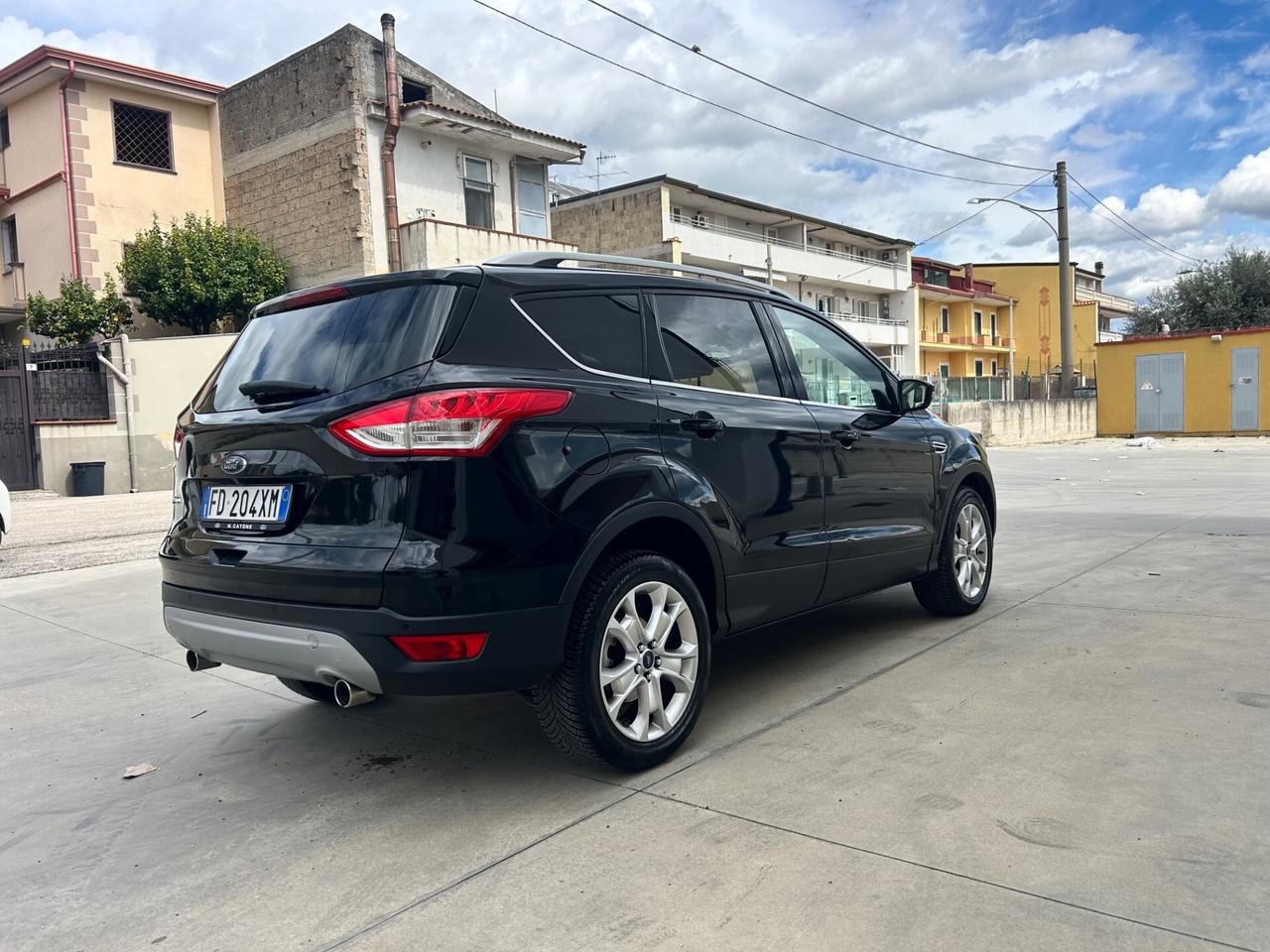 Ford Kuga 2.0 TDCI 120 CV S&S 2WD Titanium
