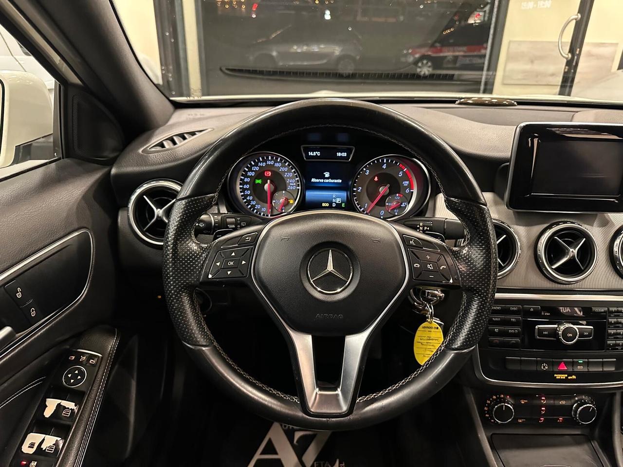Mercedes-benz GLA 200 CDI Automatic Premium
