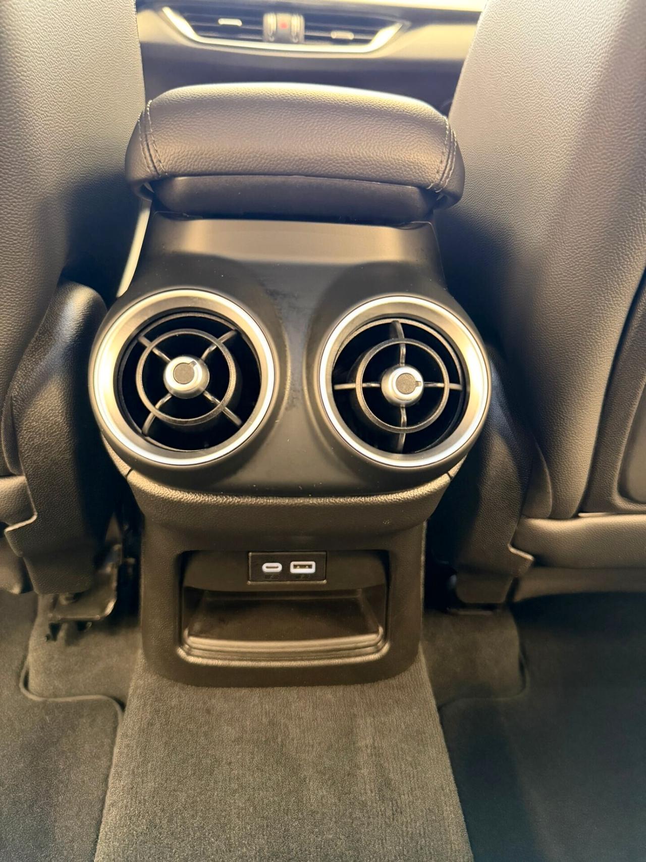 Alfa Romeo Stelvio 2.2 Turbodiesel 210 CV AT8 Q4 Veloce