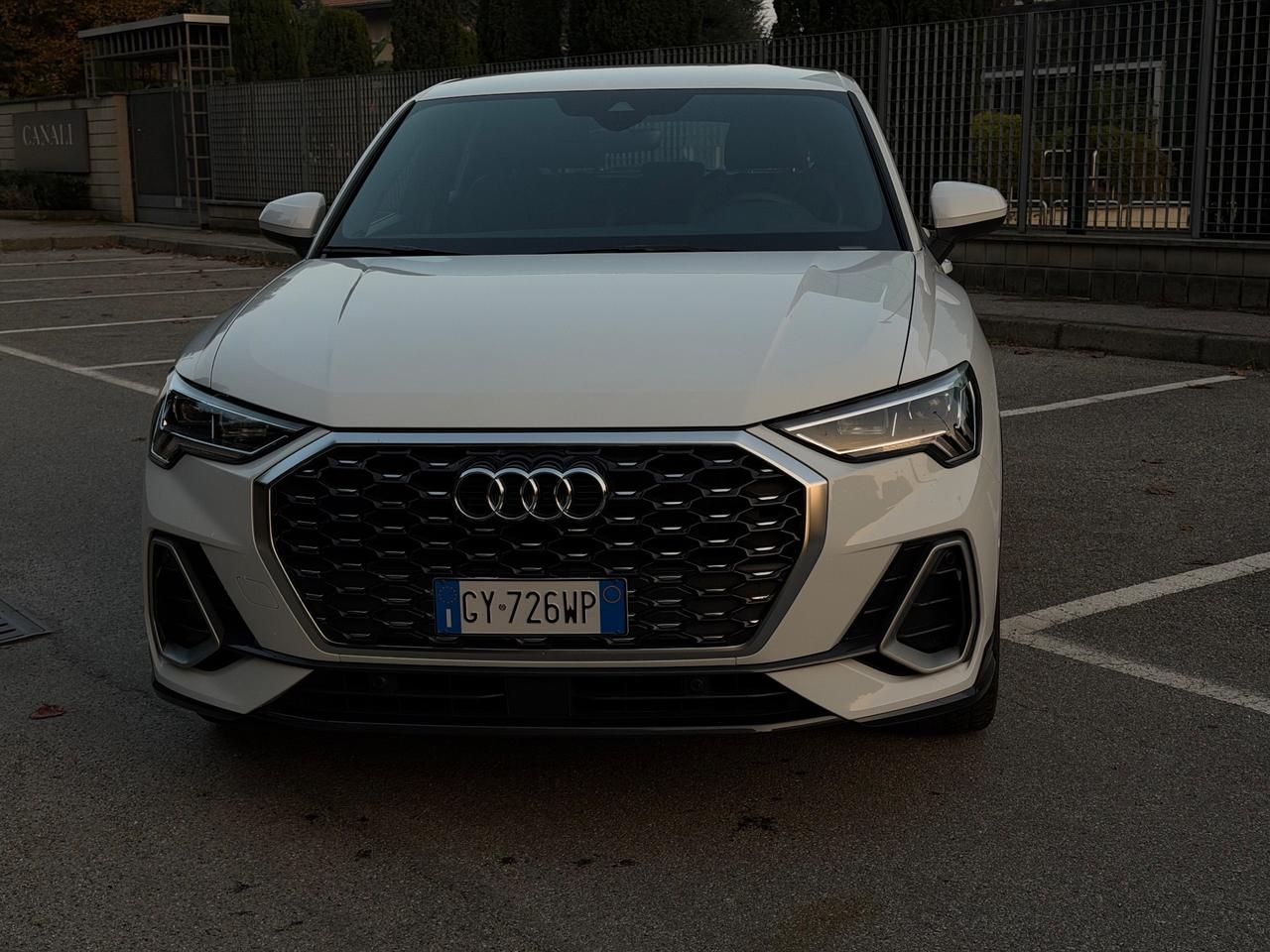 Audi Q3 35 TDI S tronic S-line edition