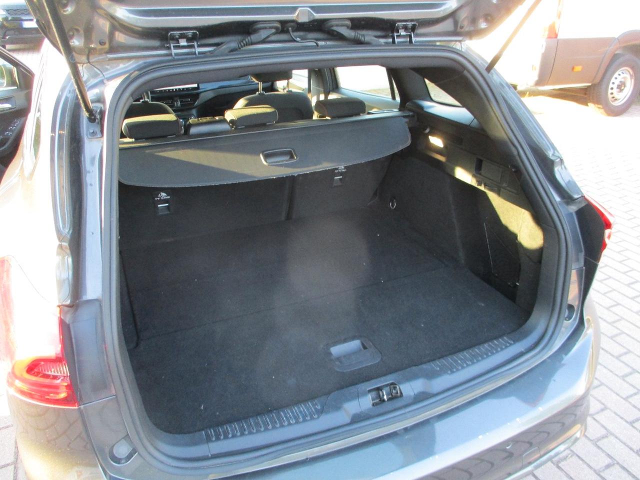 Ford Focus 1.0 EcoBoost Hybrid Auto 125Cv SW ST-Line