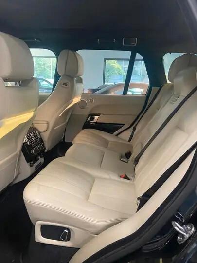Land Rover Range 4.4 SDV8 Autobiography