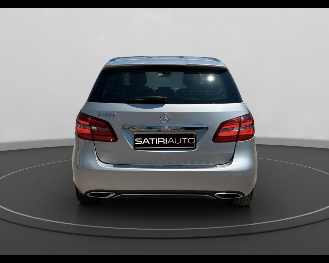 Mercedes-Benz Classe B - T246 - B 180 d Sport Next auto