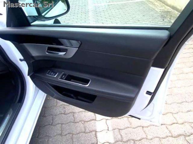 JAGUAR XF XF II Berlina 2.0d i4 Prestige 180cv Auto- FY003SZ