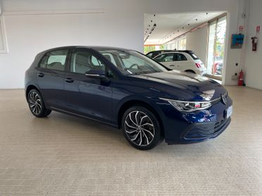 Volkswagen Golf 1.0 eTSI EVO DSG Life Cerchi17 Luci ambient