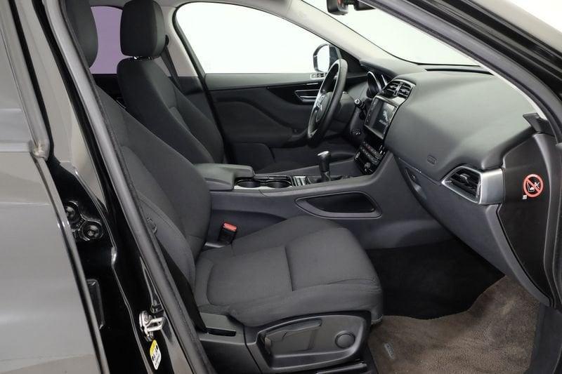 Jaguar F-Pace 2015 Diesel 2.0d i4 Pure awd 180cv my18