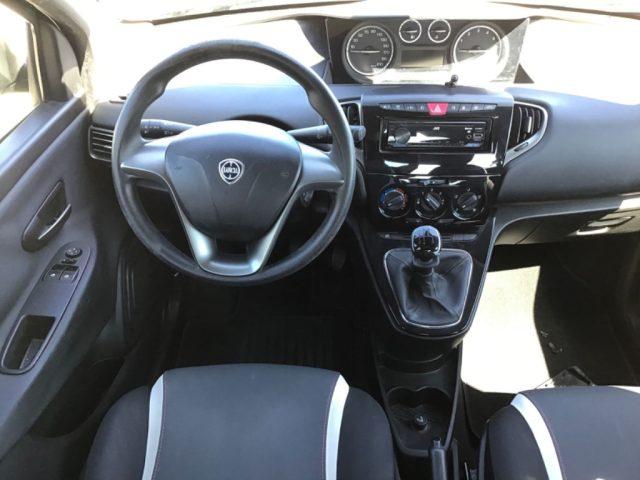 LANCIA Ypsilon TwinAir 5p Metano Ecochic Elefantino Rosso