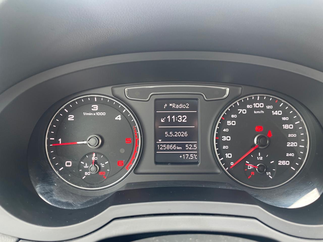 Audi Q3 2.0 TDI 150 CV Business S-LINE