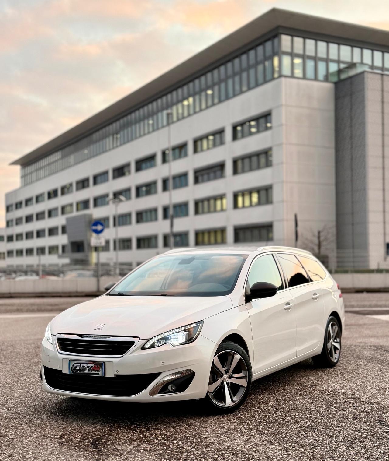 Peugeot 308 BlueHDi 150 S&S SW Allure