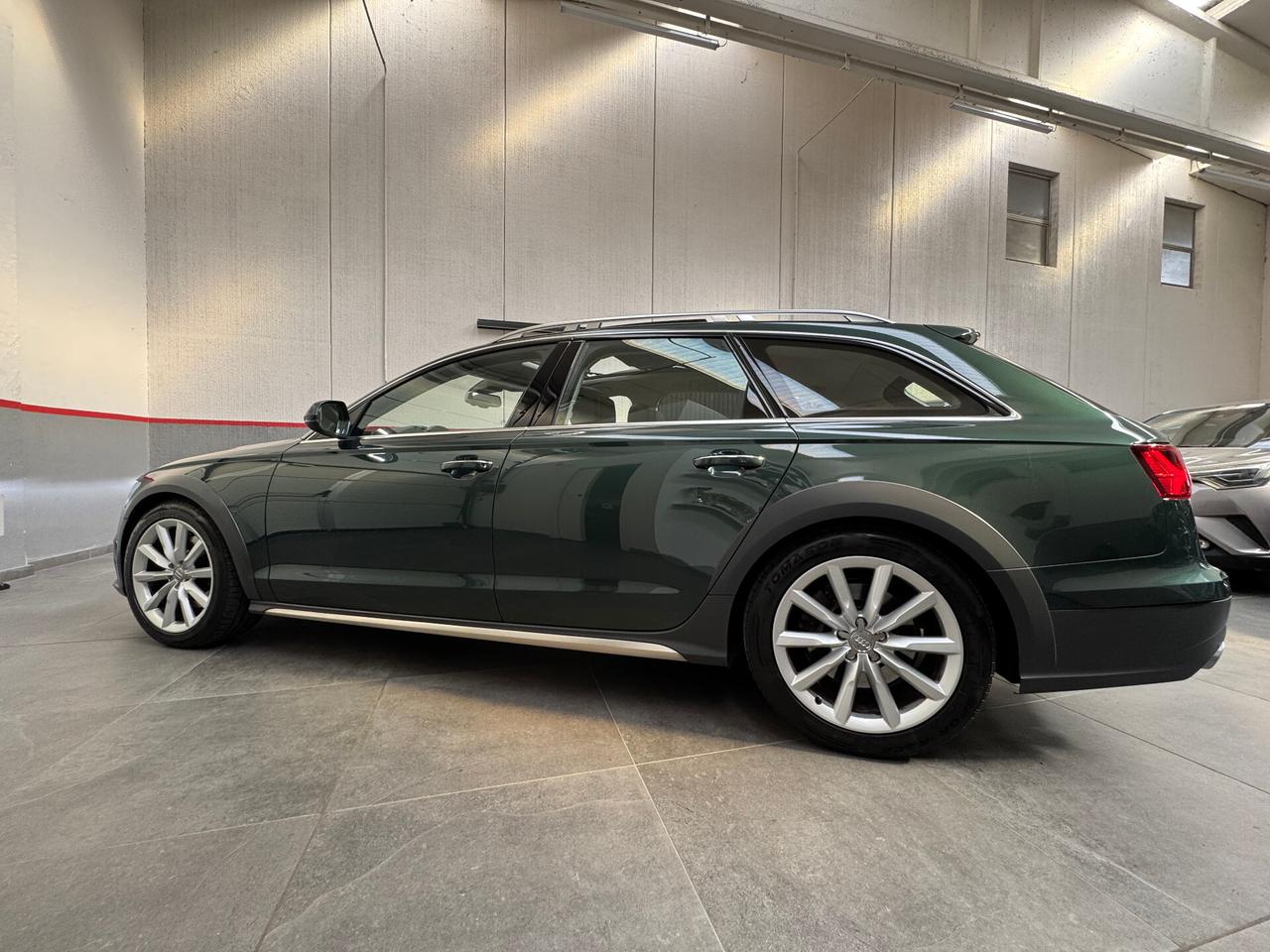 Audi A6 allroad 3.0 TDI 218 CV S tronic Business Plus