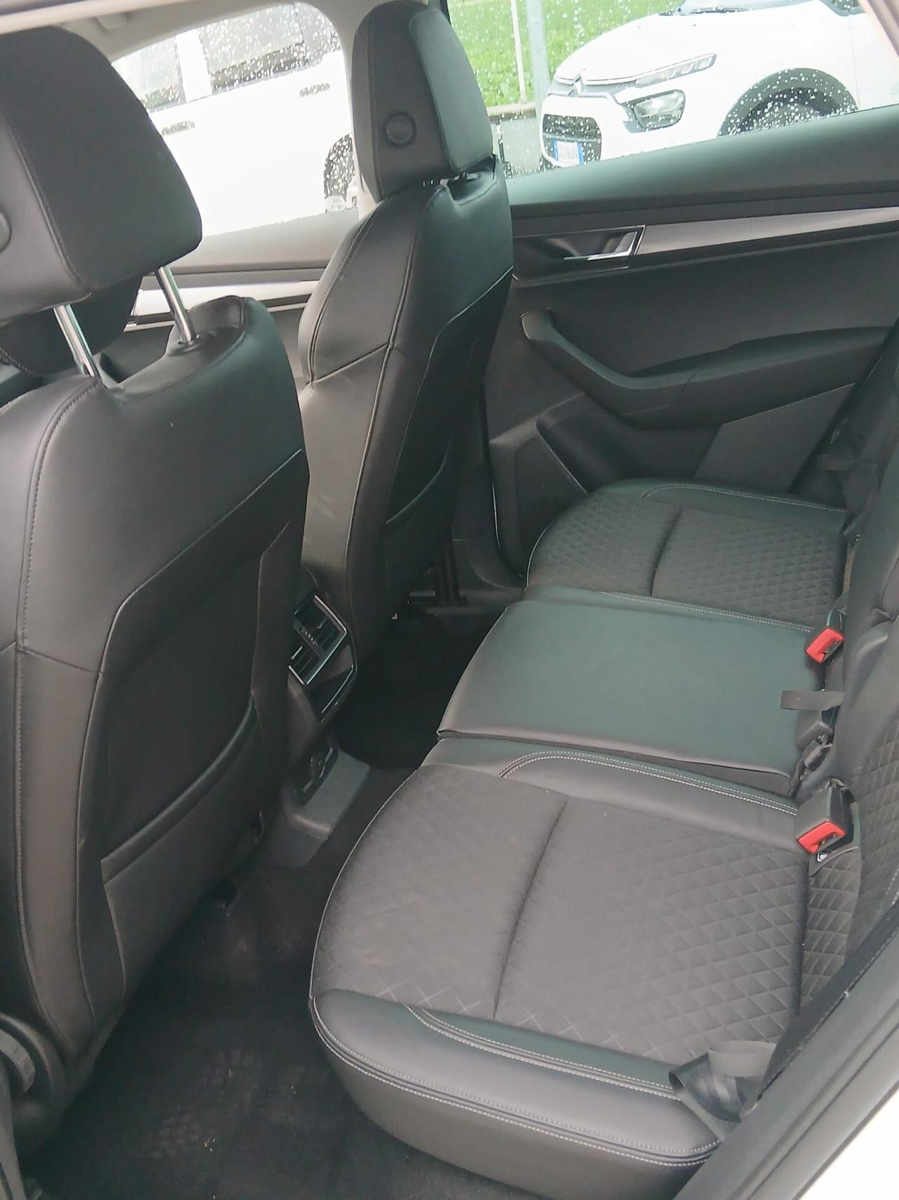 Skoda Karoq 1.6 TDI SCR DSG Ambition