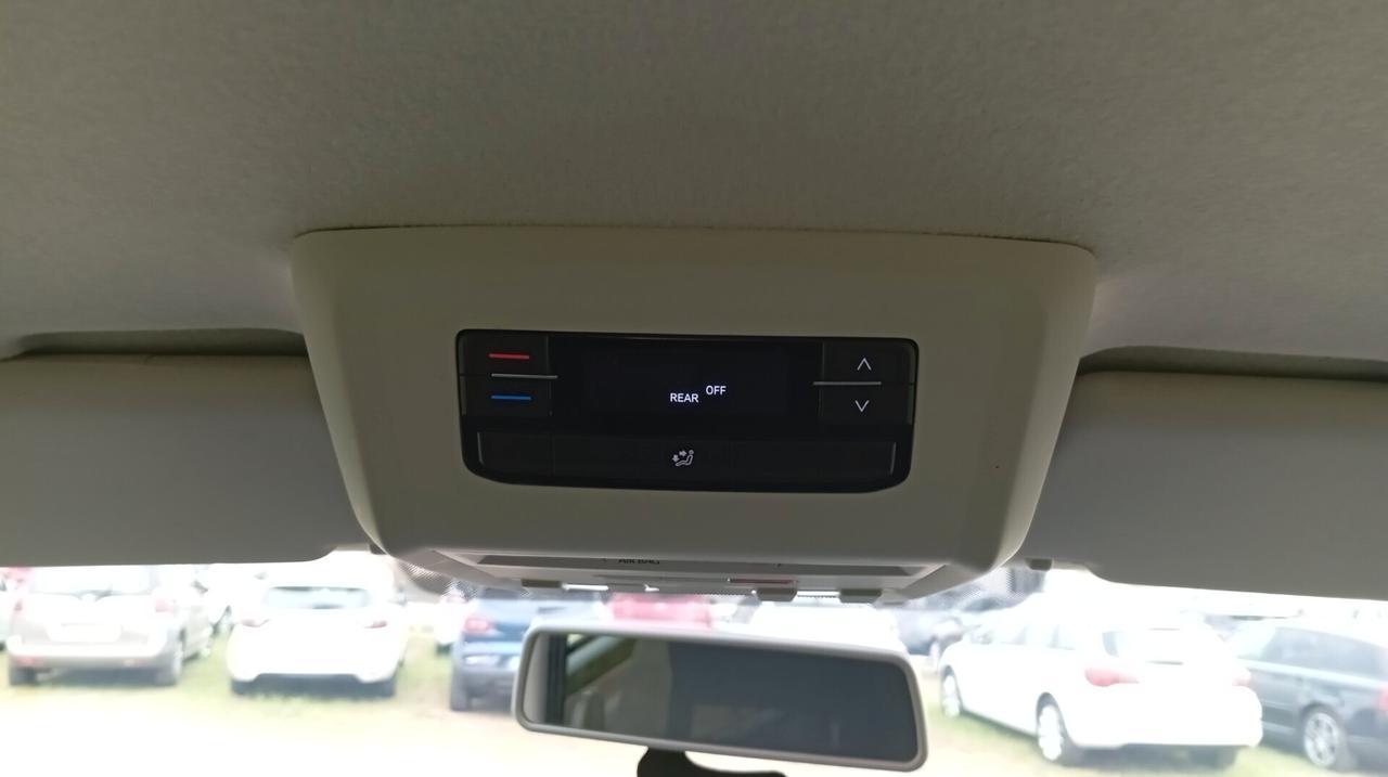Volkswagen Transporter 2.0 TDI 110CV PL Kombi Business 9 Posti