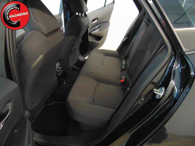 TOYOTA Corolla Touring Sports 1.8 Hybrid Business