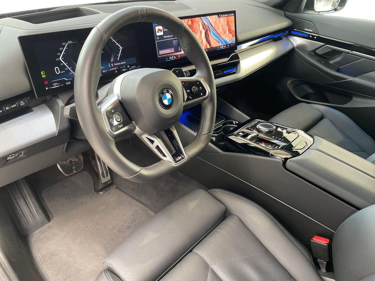 BMW Serie 5 G61 2024 Touring - 520d Touring 48V xdrive MSport Pro auto