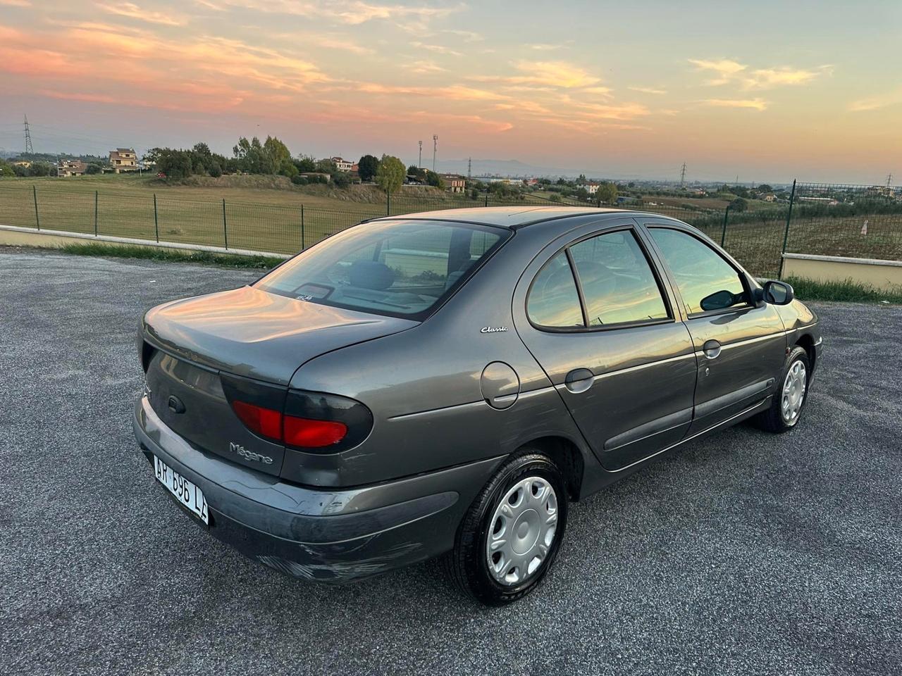 Renault Megane Mégane 1.4 16V cat RTE