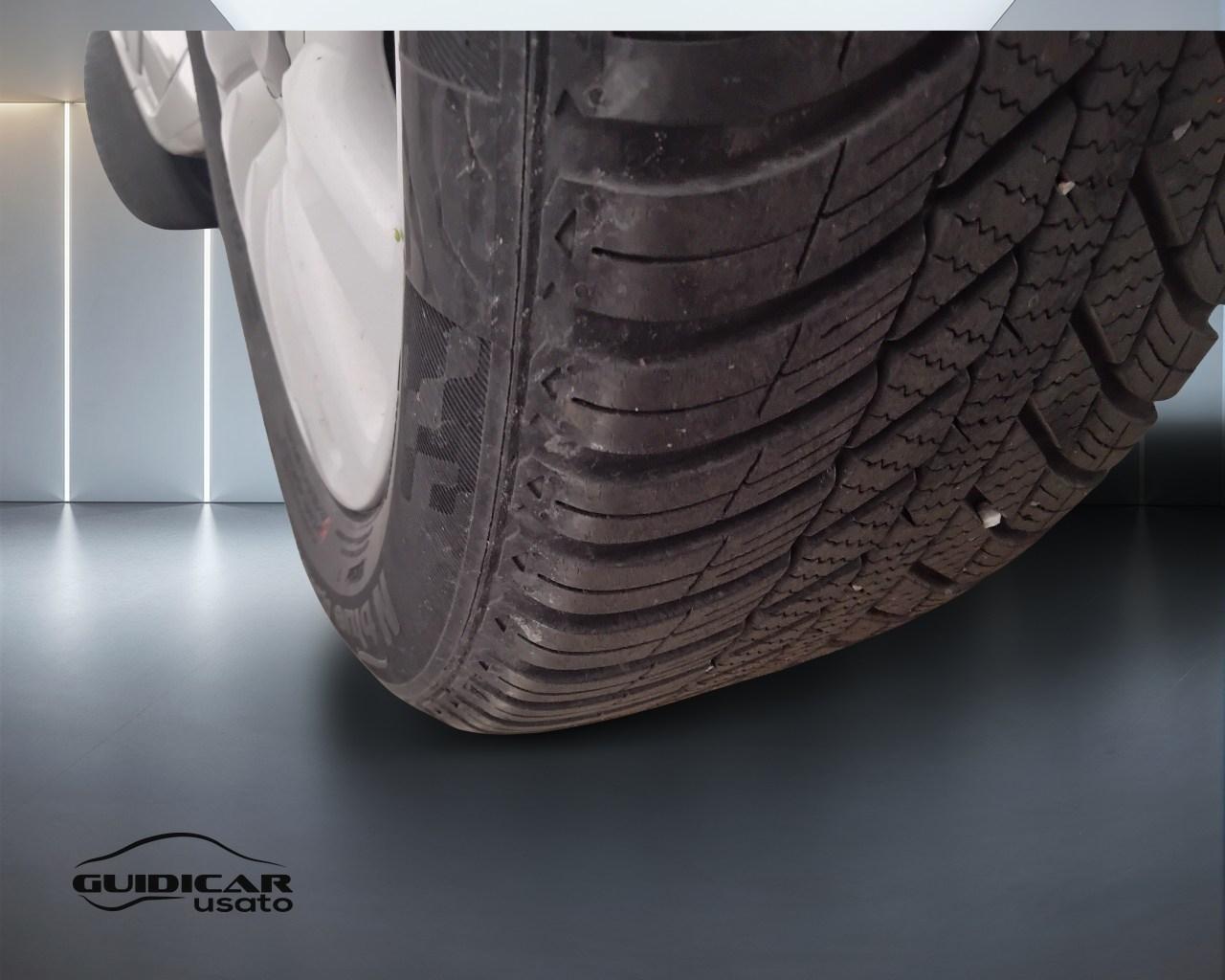FIAT 500L 2012 - 500L 1.3 mjt Lounge 95cv